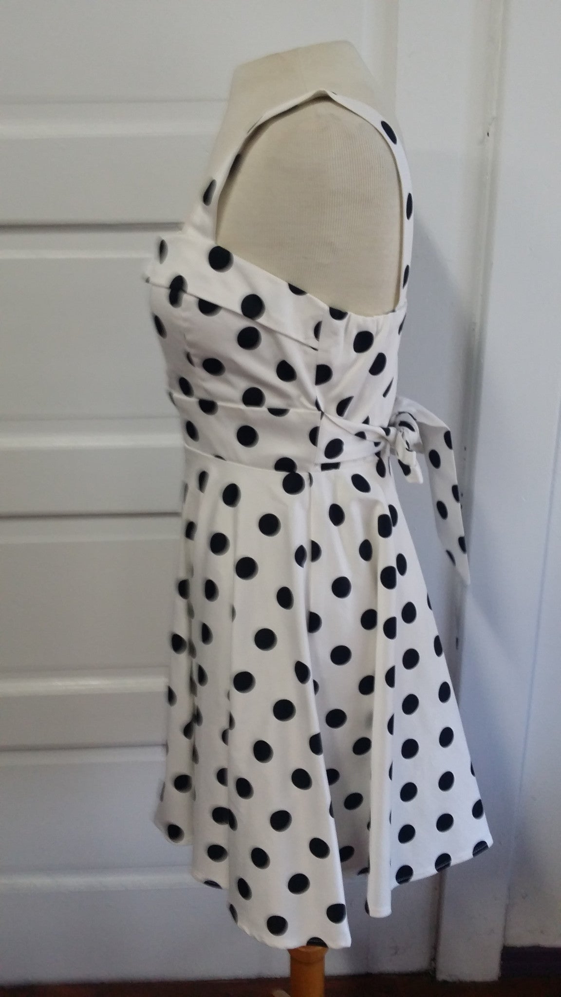 Vintage style black and white polka-dot dress
