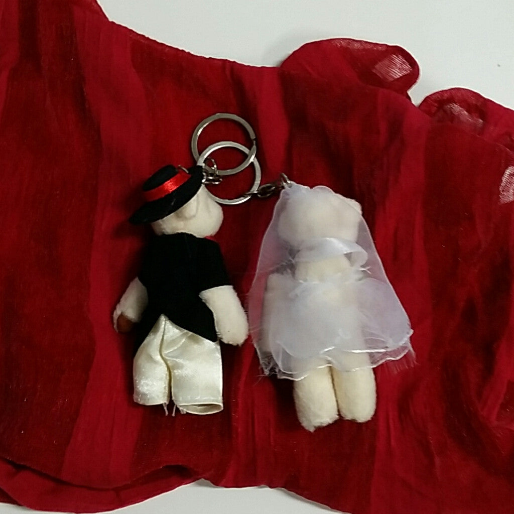 Groom and bride key chains